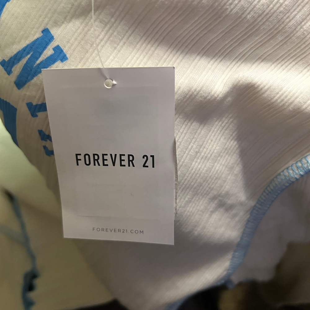 Forever 21 Baby Tee - Women's M - Atlanta 01 Logo - Picture 5 of 8